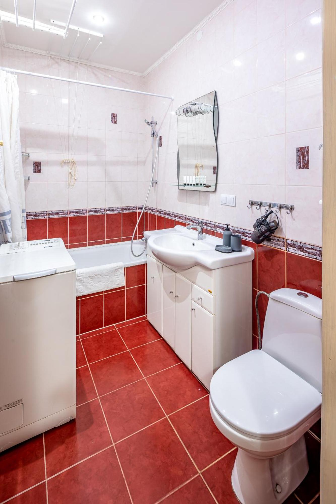 Just Another Comfy Apartment On The Main Squere. 2 Bedrooms, Own Heating, Ac Lviv Exterior photo