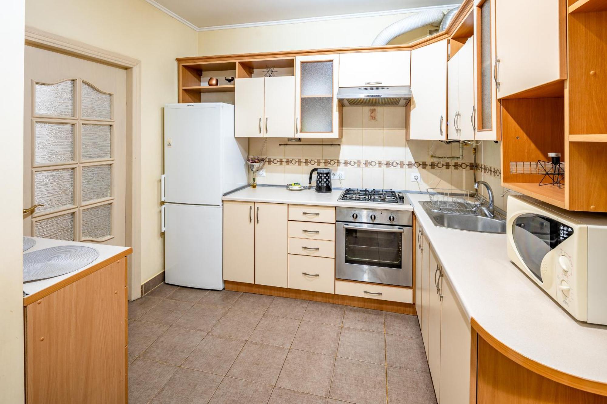 Just Another Comfy Apartment On The Main Squere. 2 Bedrooms, Own Heating, Ac Lviv Exterior photo